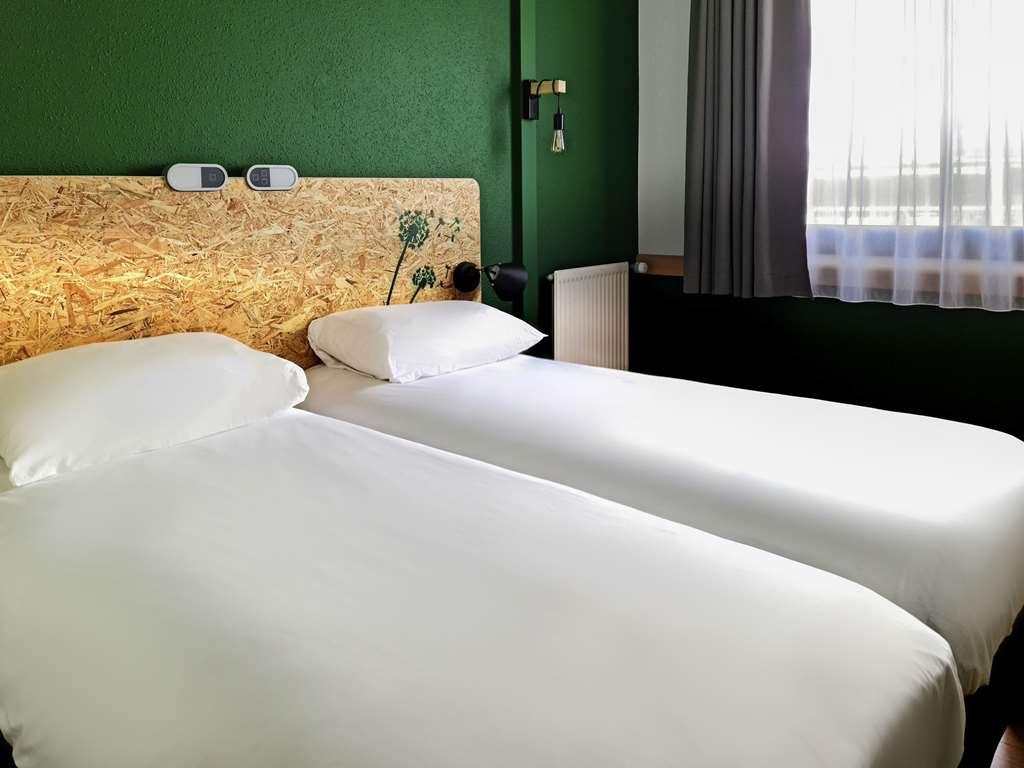 Greet Hotel Evreux Centre - Route De Normandie By Accor Szoba fotó